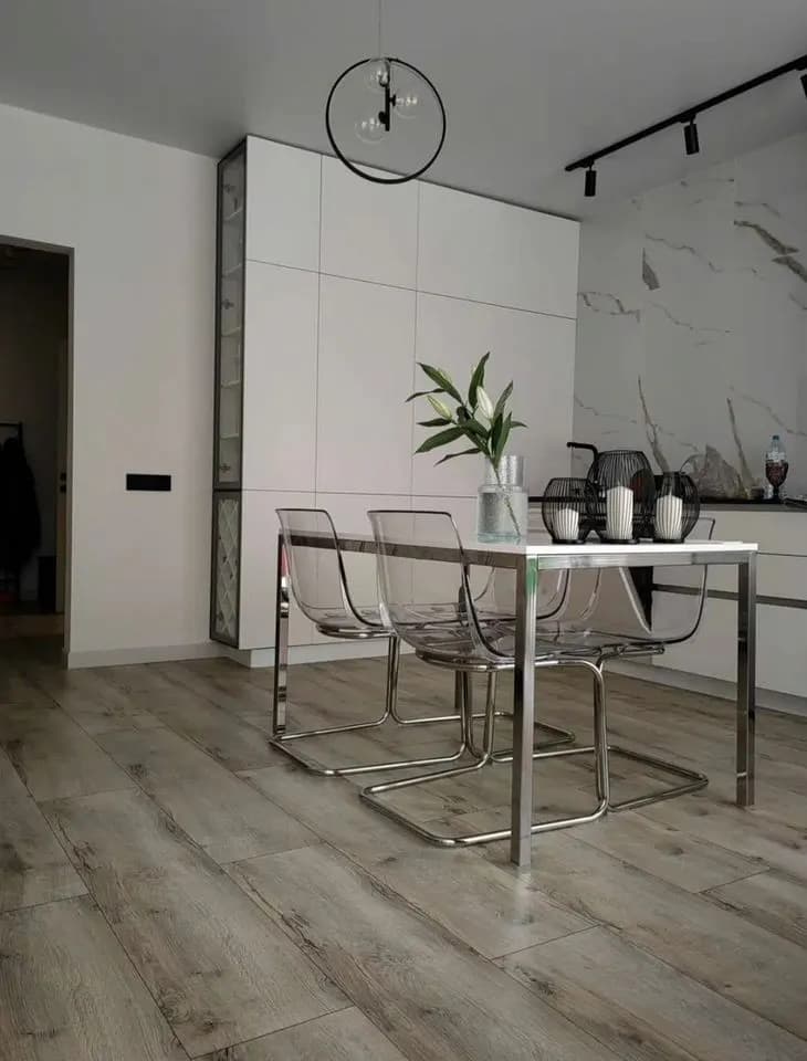Продается 1-комн. квартира, 49.8 м²