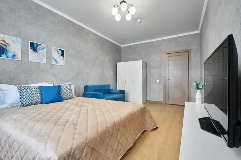 Продается 1-комн. квартира, 45 м² — фото 2