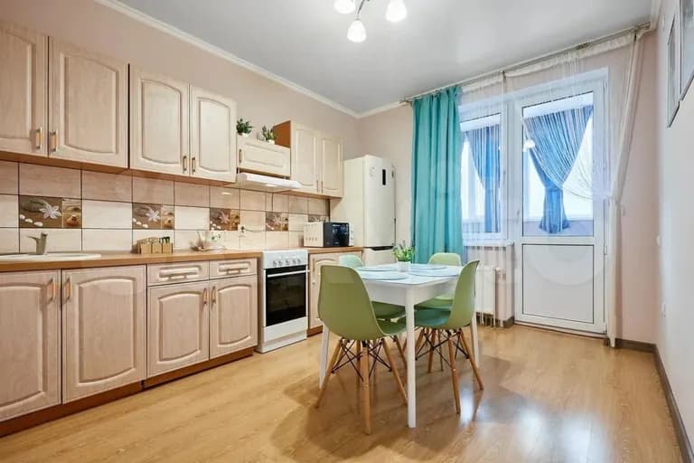 Продается 1-комн. квартира, 45 м² — фото 3