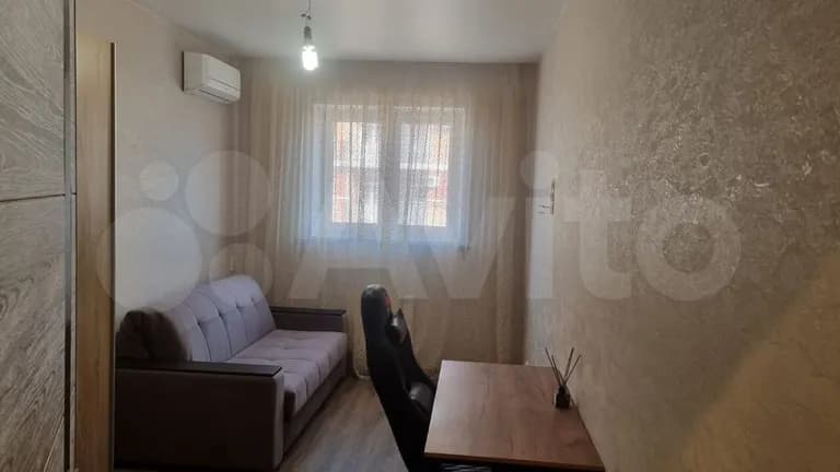 Продается 2-комн. квартира, 40.7 м² — фото 2