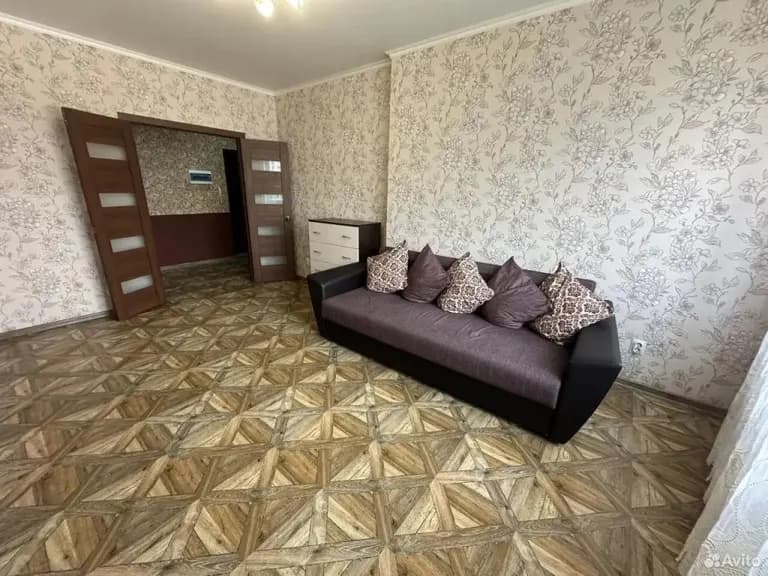 Продается 1-комн. квартира, 37.2 м²