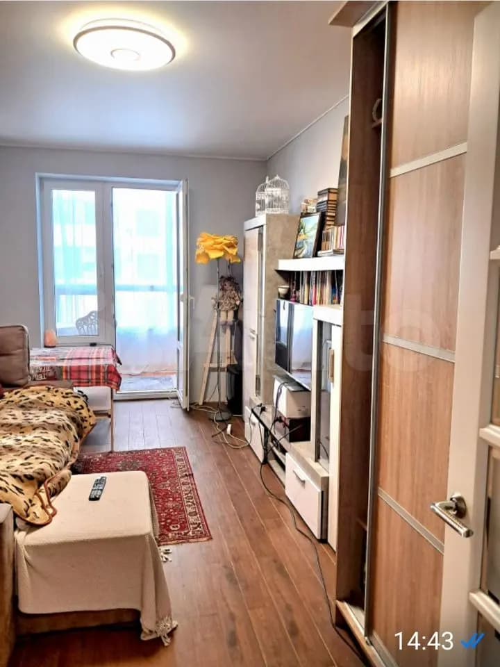 Продается 1-комн. квартира, 46 м² — фото 2