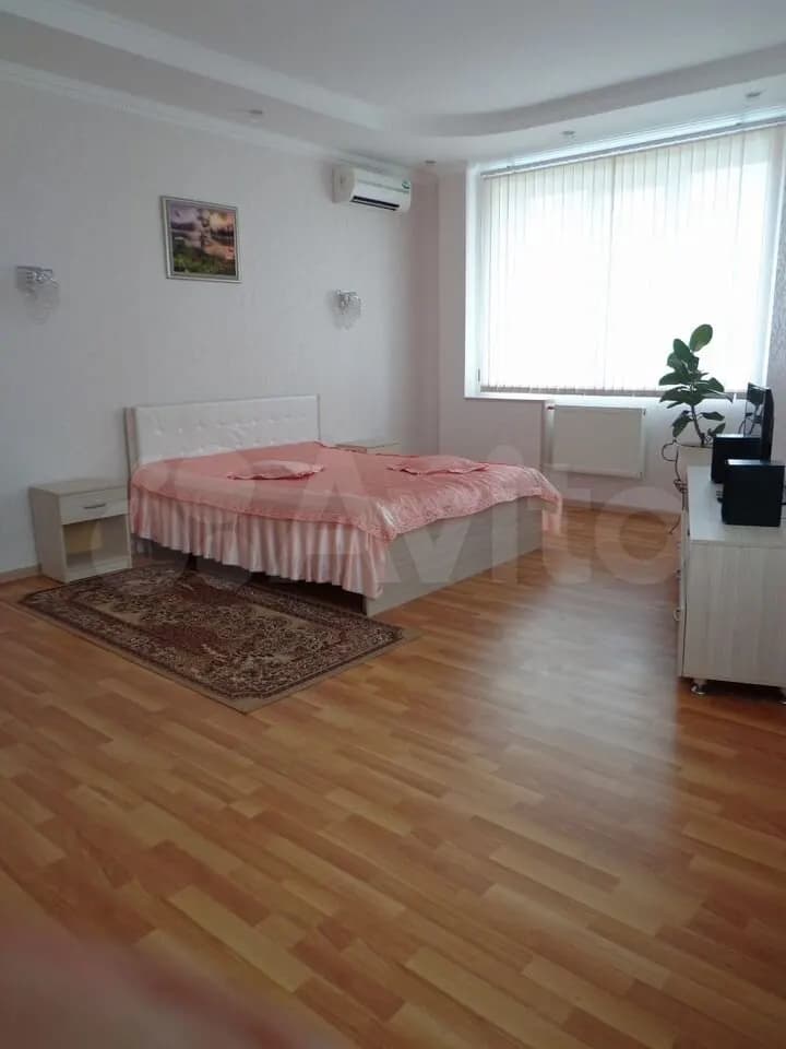 Продается 2-комн. квартира, 62 м²