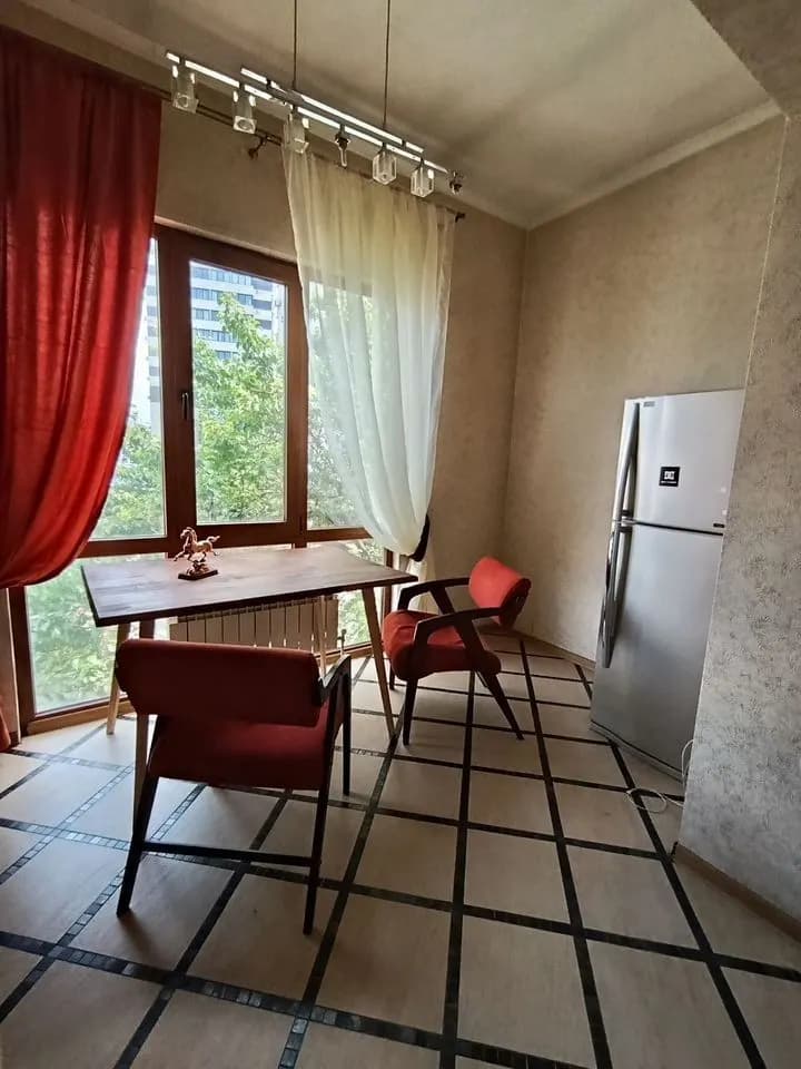 Продается 2-комн. квартира, 42 м² — фото 3