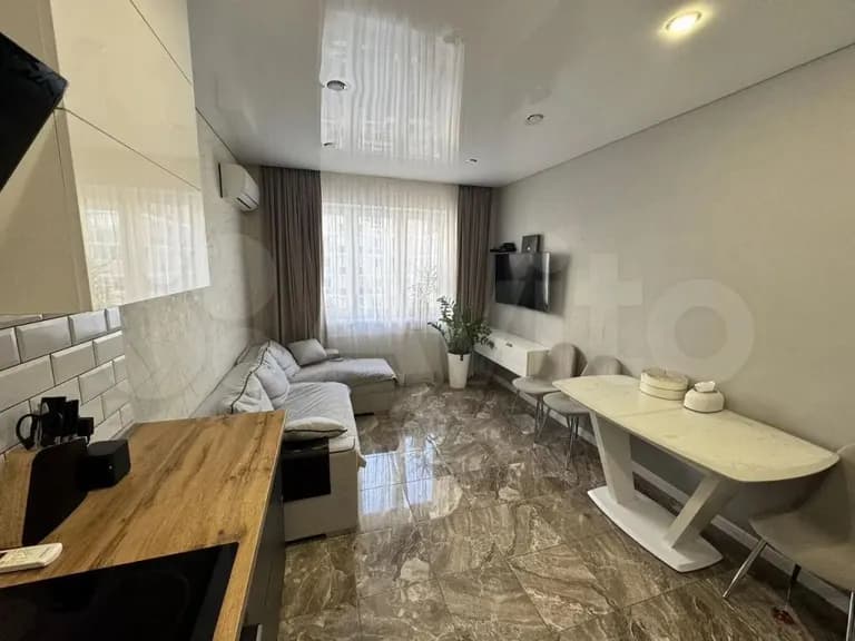 Продается 2-комн. квартира, 55 м²