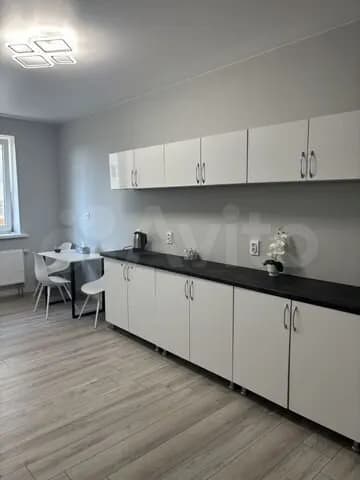 Продается 2-комн. квартира, 65 м² — фото 2