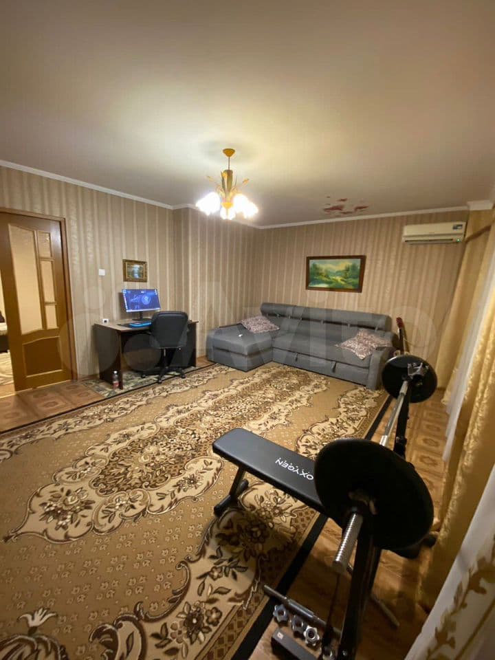 Продается 2-комн. квартира, 74 м²