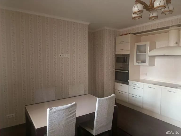 Продается 3-комн. квартира, 126 м² — фото 2