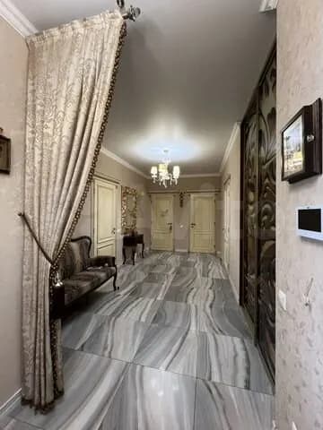 Продается 3-комн. квартира, 110 м²