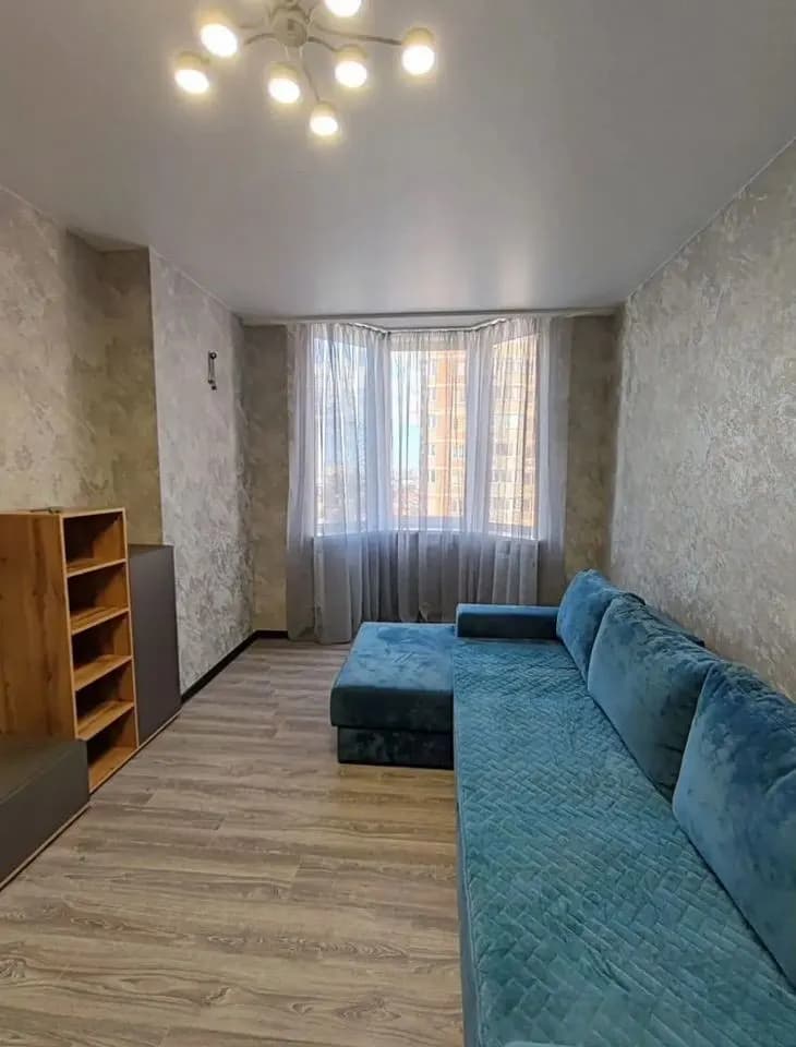 Продается 1-комн. квартира, 43 м² — фото 2