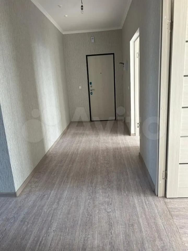 Продается 2-комн. квартира, 64.2 м²