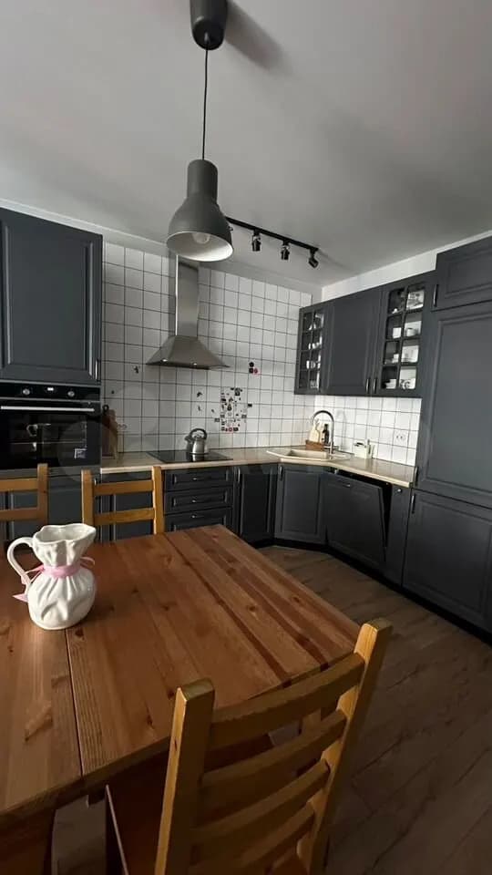 Продается 2-комн. квартира, 65.2 м² — фото 2