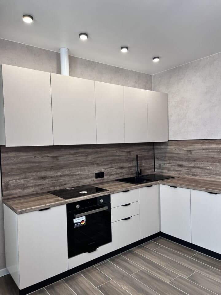 Продается 1-комн. квартира, 48 м² — фото 4