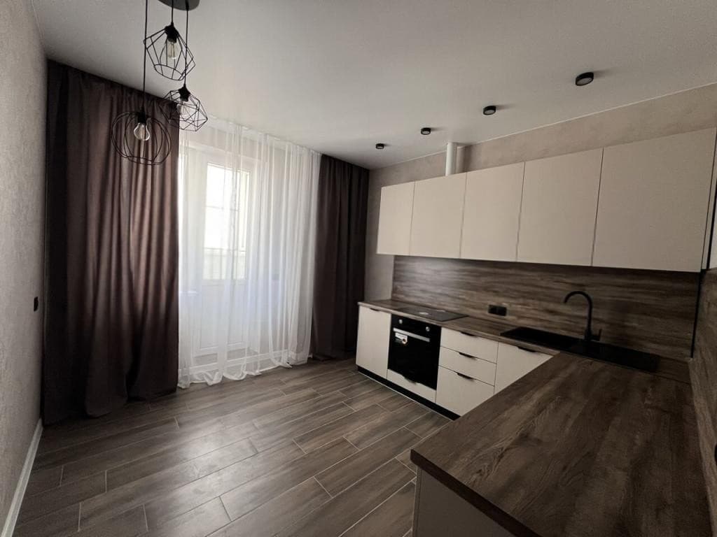 Продается 1-комн. квартира, 48 м² — фото 5