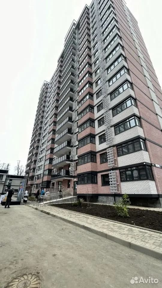 Продается 1-комн. квартира, 35.2 м²