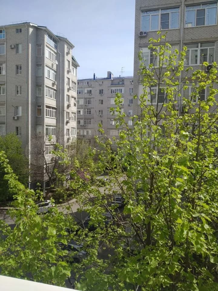 Продается 1-комн. квартира, 63 м²