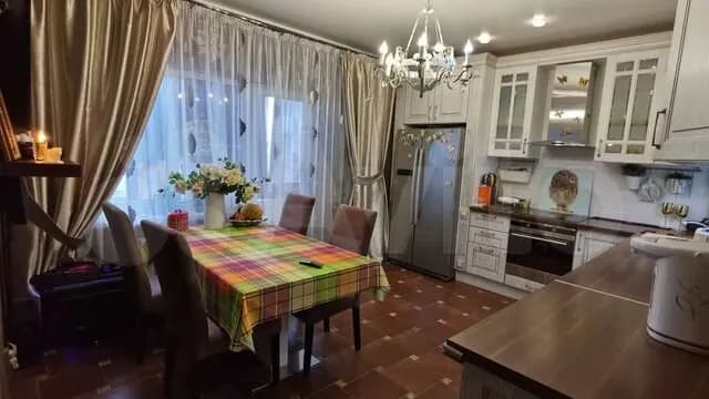 Продается 2-комн. квартира, 83 м² — фото 3