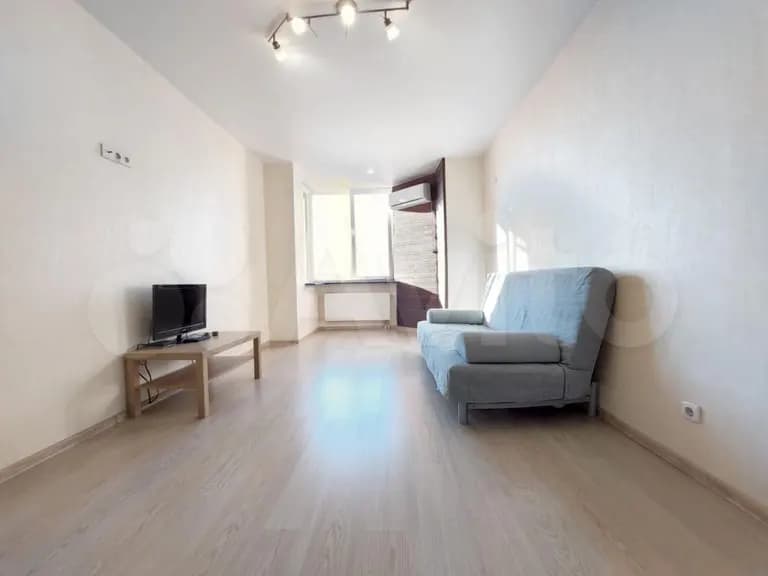 Продается 2-комн. квартира, 66 м² — фото 2