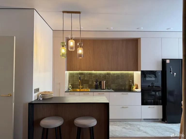 Продается 2-комн. квартира, 58.7 м²