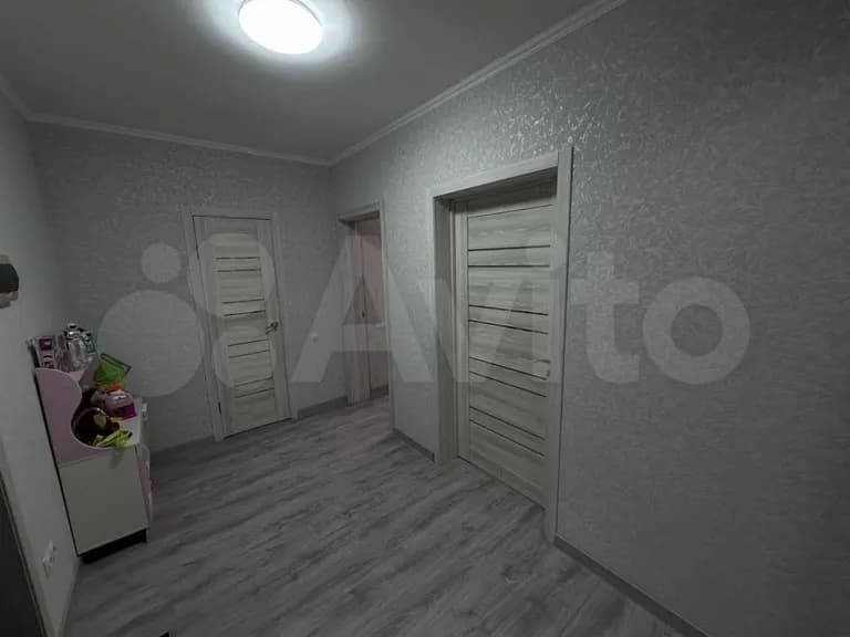 Продается 1-комн. квартира, 43 м² — фото 3