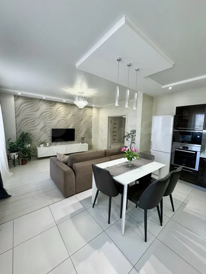 Продается 3-комн. квартира, 102 м² — фото 2