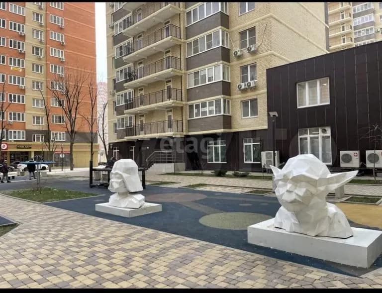 Продается 2-комн. квартира, 67.8 м²