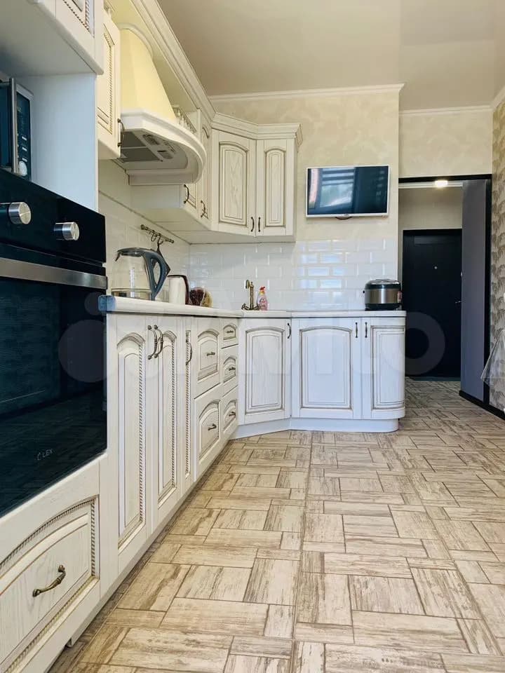 Продается 1-комн. квартира, 42 м²