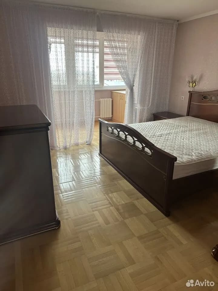 Продается 3-комн. квартира, 102.8 м² — фото 2