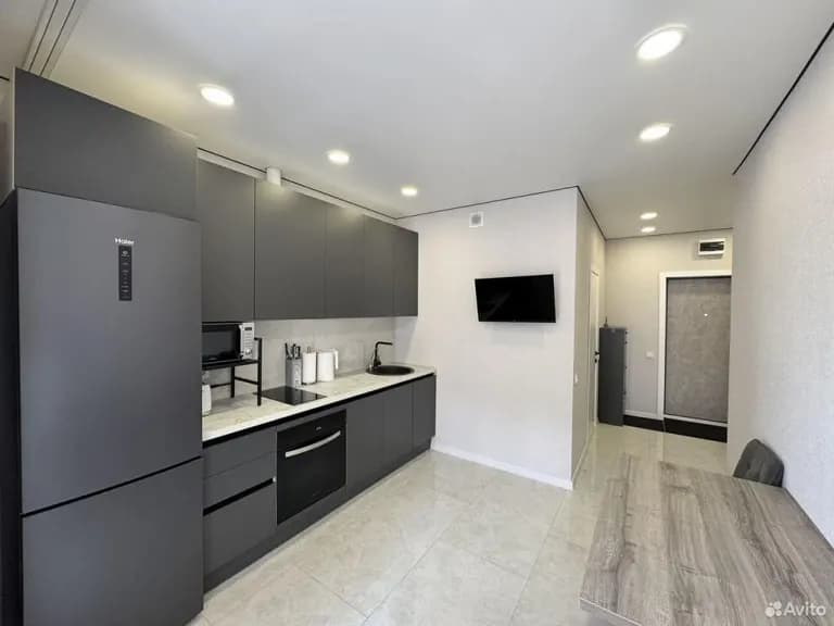 Продается 1-комн. квартира, 41 м² — фото 3