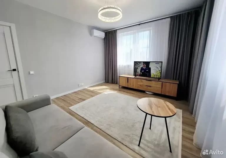 Продается 2-комн. квартира, 50.8 м² — фото 2