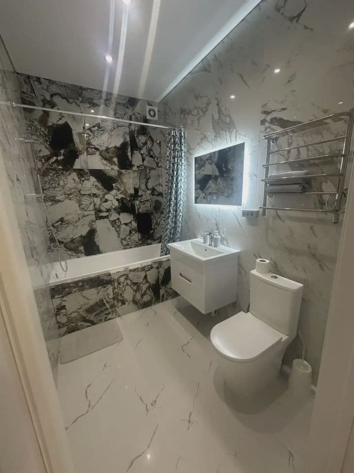 Продается 2-комн. квартира, 55 м²