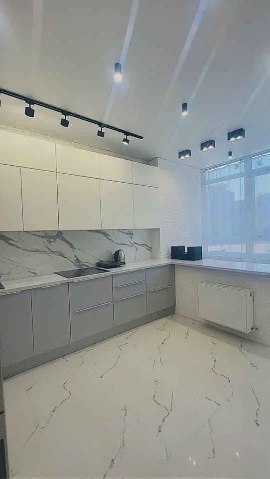 Продается 2-комн. квартира, 55 м² — фото 2