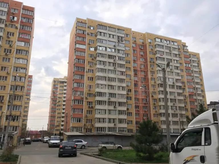 Продается 2-комн. квартира, 68 м²