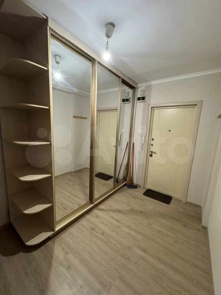Продается 2-комн. квартира, 68 м² — фото 3