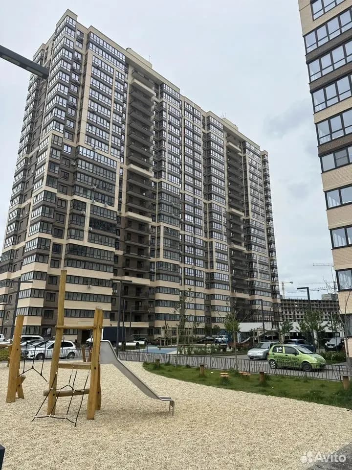 Продается 2-комн. квартира, 62 м²