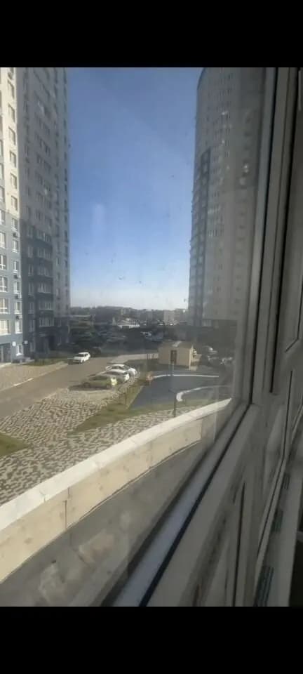Продается 2-комн. квартира, 65.6 м²