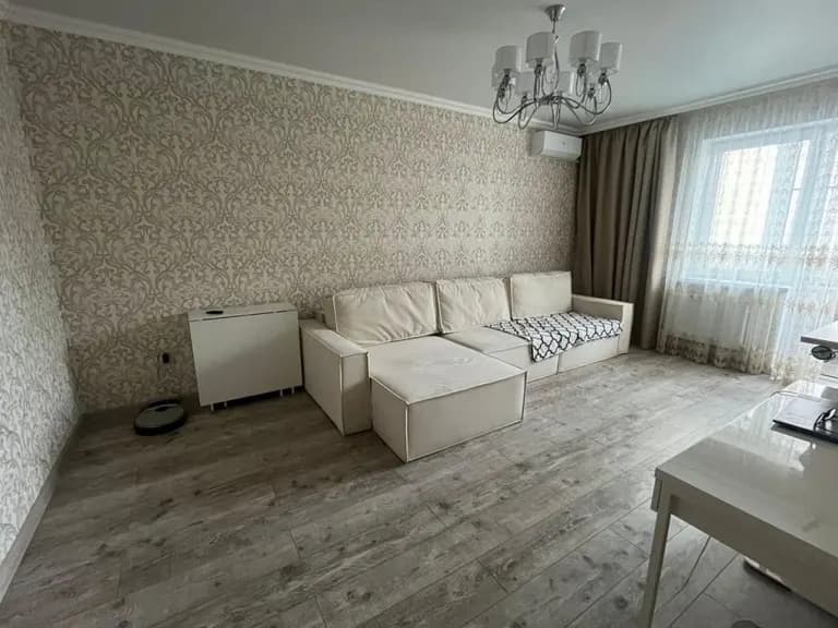 Продается 2-комн. квартира, 58 м² — фото 2