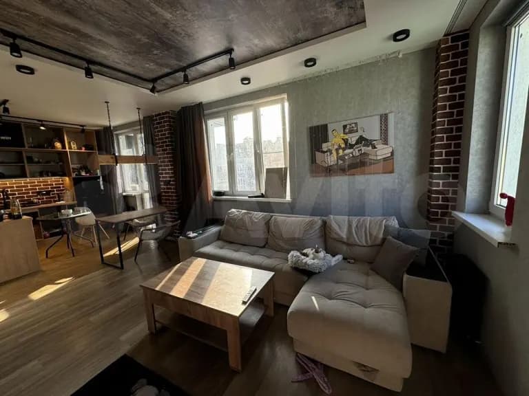 Продается 2-комн. квартира, 60 м² — фото 2