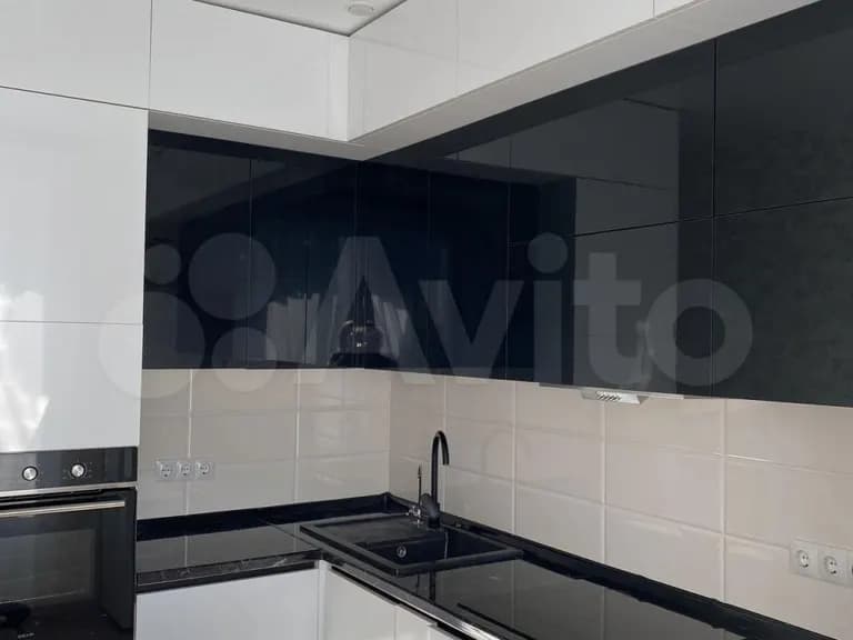 Продается 2-комн. квартира, 60 м²