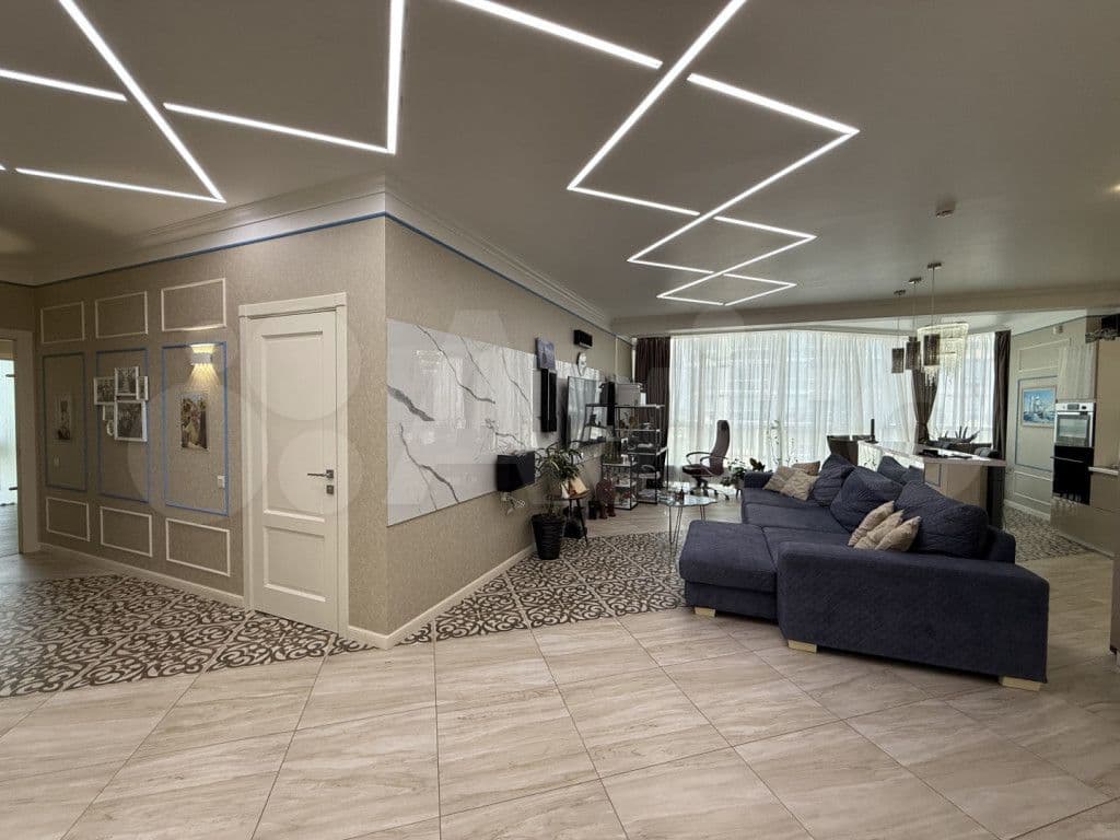 Продается 3-комн. квартира, 101 м²