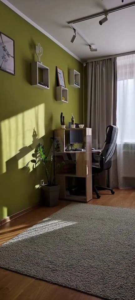 Продается 3-комн. квартира, 90.2 м²