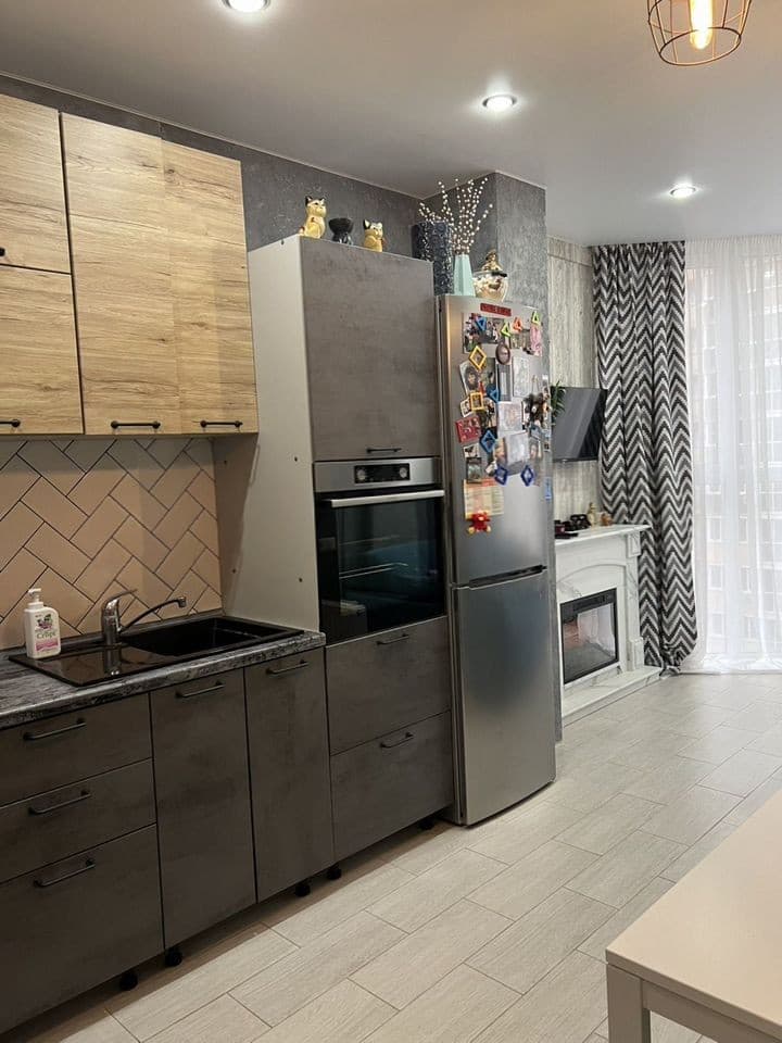 Продается 1-комн. квартира, 40 м² — фото 2