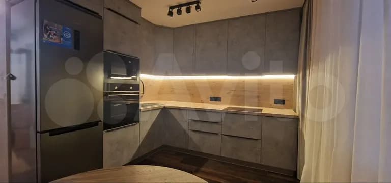 Продается 1-комн. квартира, 37.4 м²
