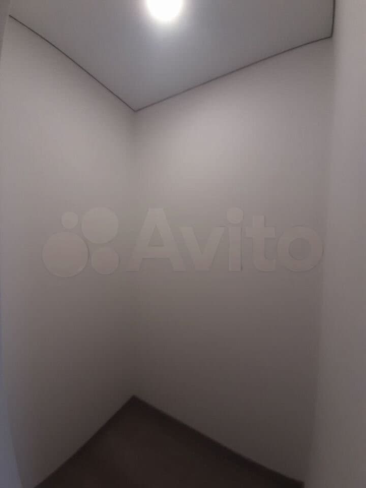 Продается 1-комн. квартира, 45 м² — фото 4
