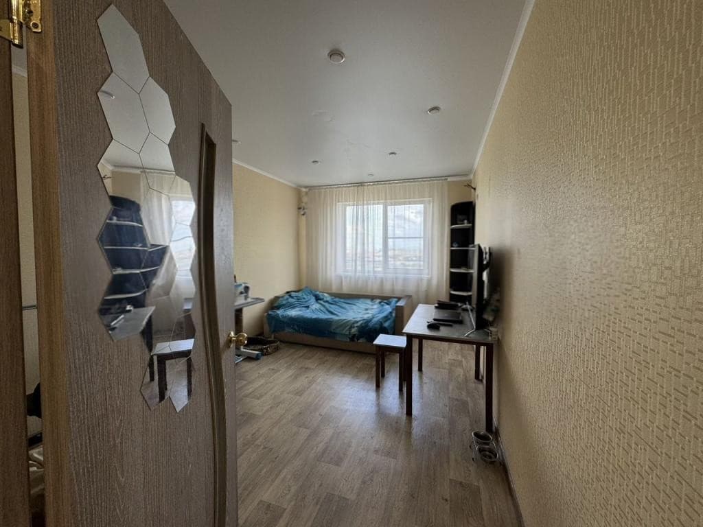 Продается 1-комн. квартира, 42 м²