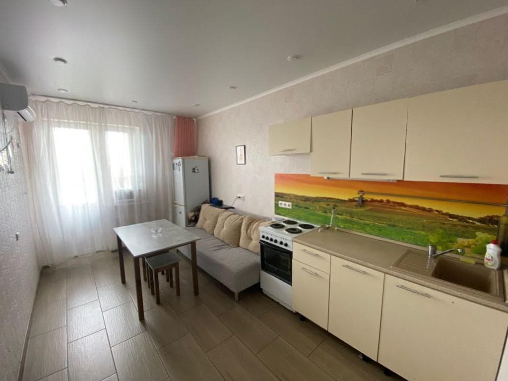 Продается 1-комн. квартира, 42 м² — фото 4