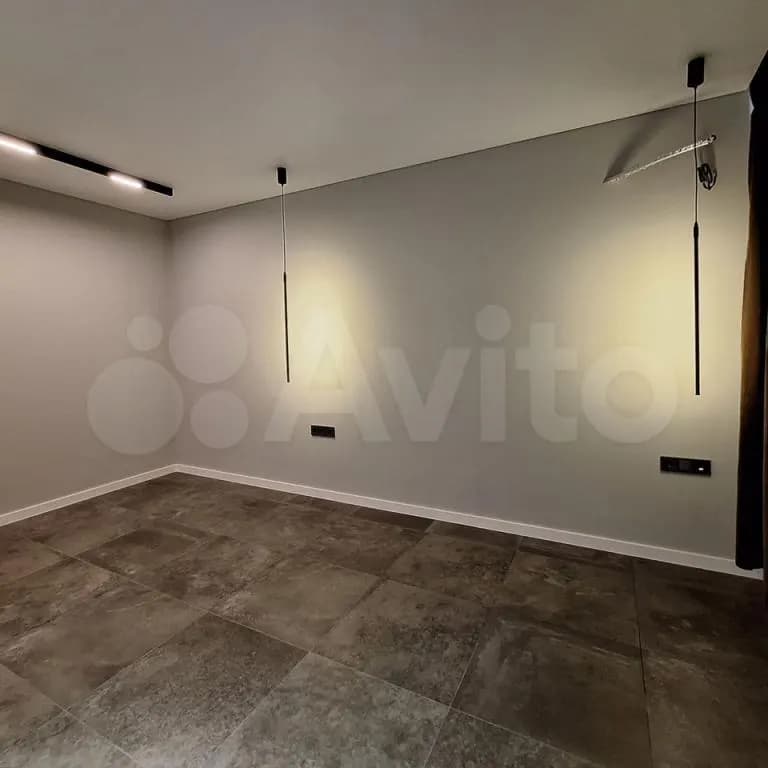 Продается 4-комн. квартира, 71 м²