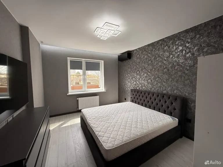 Продается 1-комн. квартира, 44.8 м² — фото 2