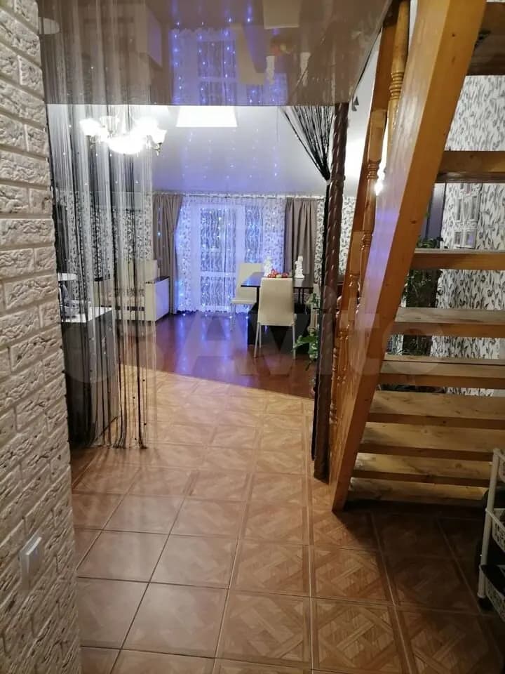 Продается 4-комн. квартира, 83 м²