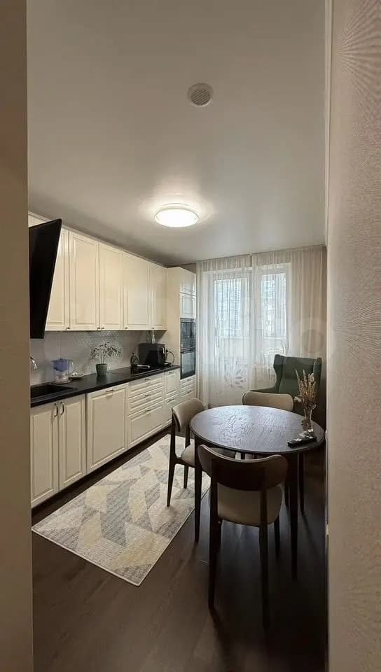 Продается 2-комн. квартира, 58 м² — фото 2